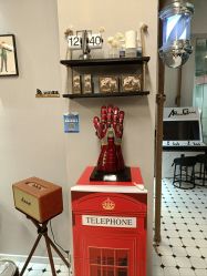 -老男孩男士理容馆·理发·烫染·修面