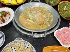 -老来福·非遗酸汤兔(凯旋路店)