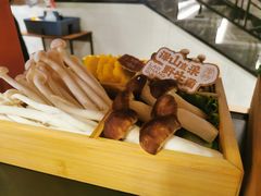 -廖掌柜·重庆鲜货火锅(上海首店)