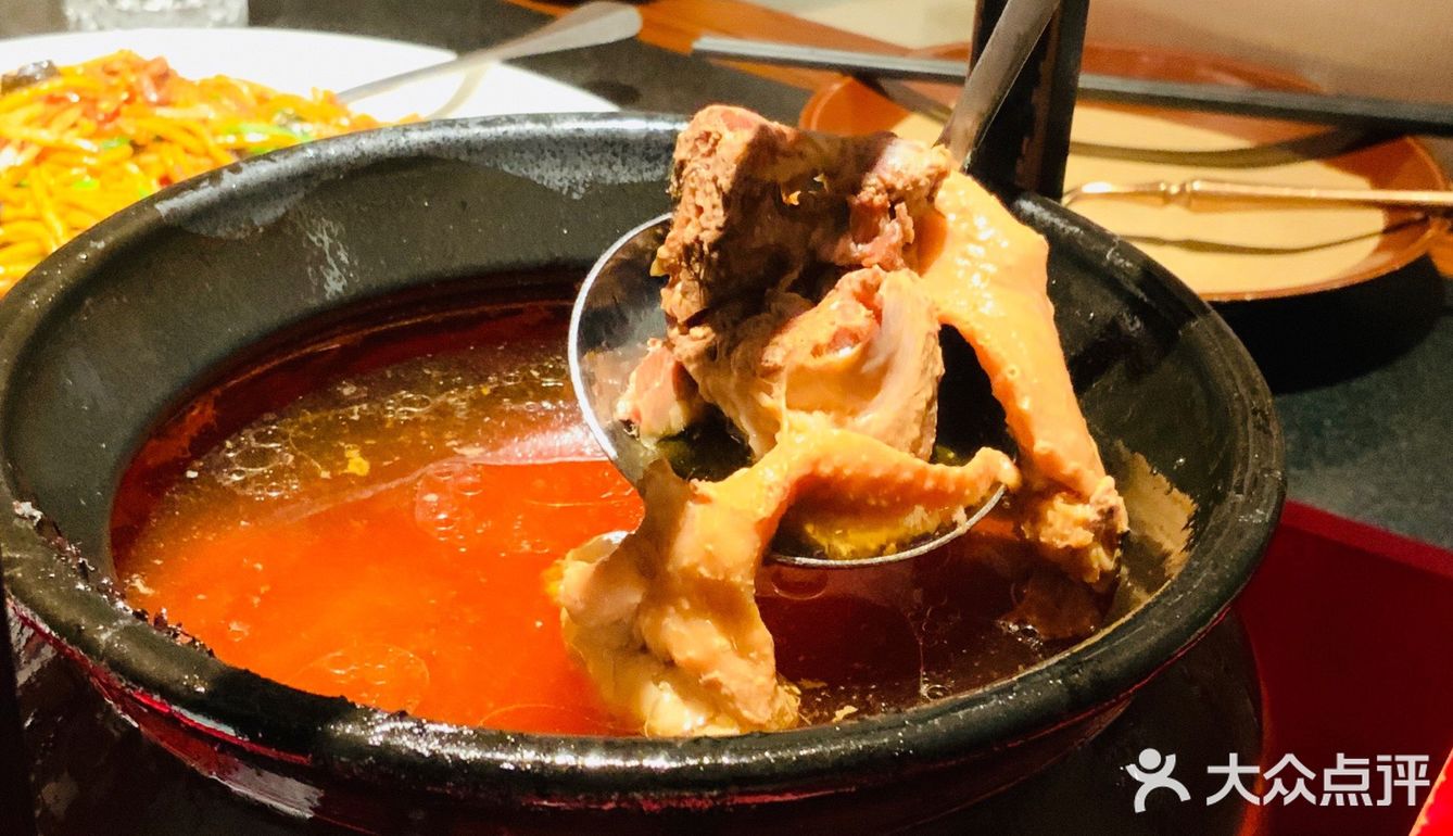 烟熏牛肉的香，配菜叫不出名字，但是脆脆的很好吃