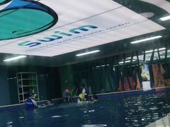 -Swim斯卫姆国际儿童游泳中心(红博中央公园店)