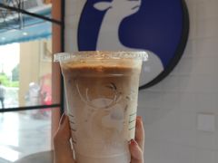 生椰拿铁-瑞幸咖啡(GoGo新天地店)