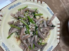 -盛得农家美食·无花果浸鸡·古法烧鸡·竹筒饭(白水寨森林海店)