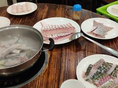 -正能量脆肉鲩火锅