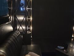 -魅KTV·AI辅唱(簋街店)