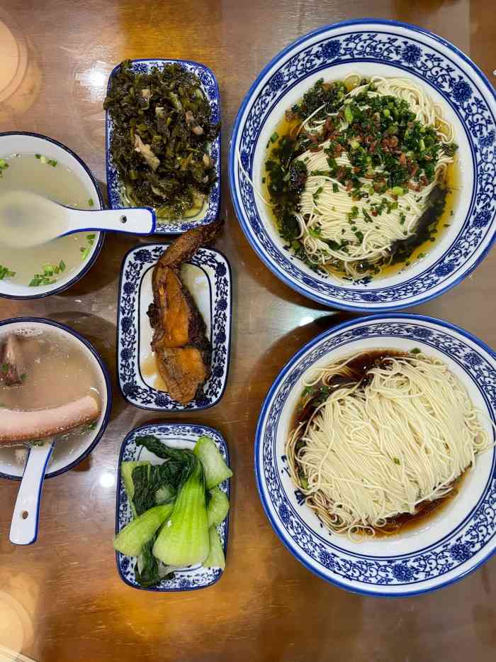 裕兴记面馆(中山路八佰伴店)-"苏州的面馆开到了无锡,在中山路王兴记