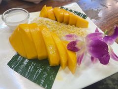 -Dang restaurant (patong phuket)