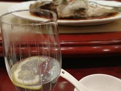 -顺峰海鲜酒楼(省府店)