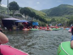 -虎啸峡漂流