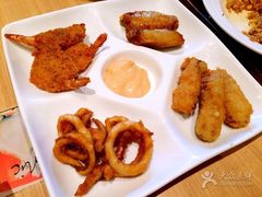 -必胜客(新中纬店)