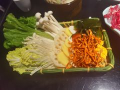 -鲁西肥牛(九方购物中心店)