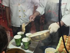 -清真老马家国华牛奶鸡蛋醪糟(正宁路店)