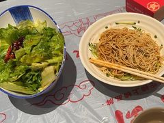 -肥肥虾庄·金牌油焖大虾(杨园滨江时代walk店)