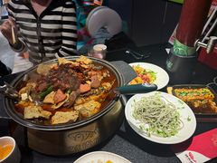 -辣尚瘾·烤鱼·新川菜(牡丹园直营店)