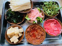 -周幺妹重庆老火锅(银泰城总店)