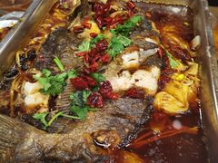 -老东镇啤酒屋海鲜加工·蒸汽海鲜·海鲜烧烤(台东店)