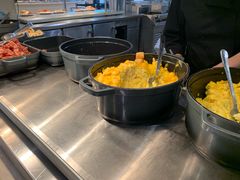 -Usdan Marketplace, Wesleyan University