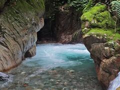 -西岭雪山大飞水景区