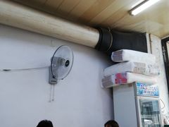 -曹宝林砂锅麻辣烫(星光路店)