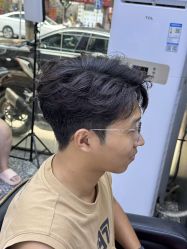 -藤野造型专业烫染接发