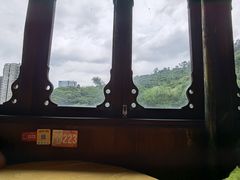 -鲤鱼塘农家山庄