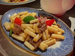 爽藕尖炒牛肉-啫神·广州地标美食(北京路店)