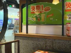 -呷哺呷哺 小火锅 (浦东新欧尚超市店)