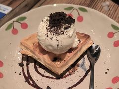 -玛格萝妮比萨屋(陆家浜路店)