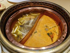 -余欢领鲜火锅(新街口店)
