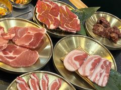 -臻牛烤肉