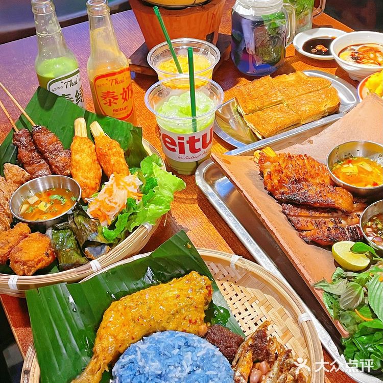 来北京路必打卡的新加坡料理|肥豚肉骨茶