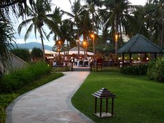 门面-渔家火锅·海鲜自助餐·演艺(亚龙湾天域酒店)