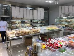 面包甜点陈列柜-幸福蛋糕坊(金顶街店)
