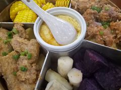 -黄桷树曹家私房菜(江与城店)