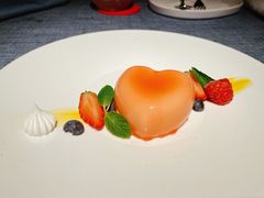 法式蜜桃心形茉莉花蛋糕-弦月窗LUNETTE BY AMANDA(复兴路店)