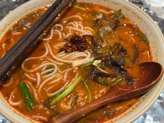 -粉八·云南米线·建水烧烤(常熟路店)