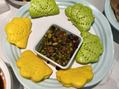 外婆菜烤鸭松包饼-苏梦江南·淮扬菜(夫子庙店)