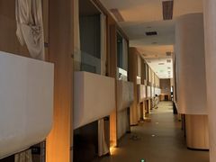 -涨巢·潮玩水疗局