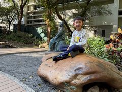 -香港大学