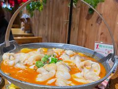 -老滇山寨•云南特色菜•地方菜•民族风情歌舞表演(金碧店)