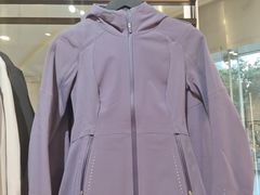 -lululemon(上海浦东IFC店)