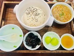 -蟹上黄·蟹黄面·江南糖水(人民广场店)
