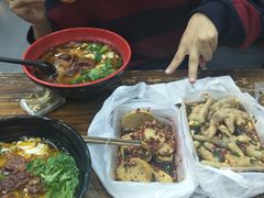 红汤宽面-张飞牛肉(观前街店)