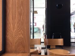 靠窗位-星巴克(绵阳涪城凯德店)