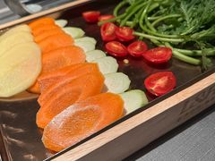-左庭右院鲜牛肉火锅黑金店(陆家嘴中心店)