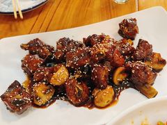 黑蒜小排-小郭私房菜·海肠捞饭店(学士街店)