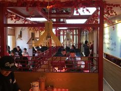 -思博半步颠小酒馆(梦时代店)