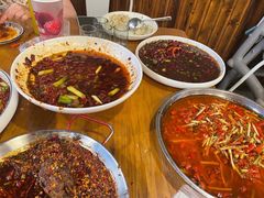 -邱金小炒·30 年盐帮江湖菜(自贡店)