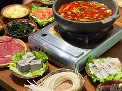 -黔有有贵州酸汤夺夺粉火锅(五味十字店)