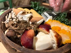 菌菇六拼-三出山火锅(南京万象天地店)